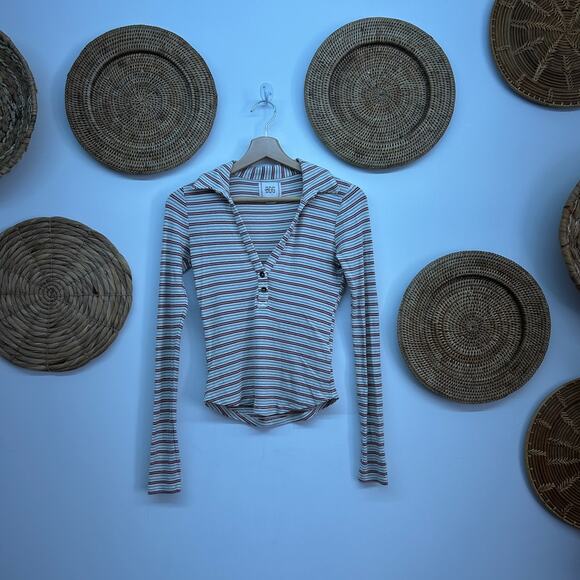 Urban Outfitters Tops - UO Urban Outfitters BDG Striped V-Neck Collared Polo Crop Long Sleeve Top Small